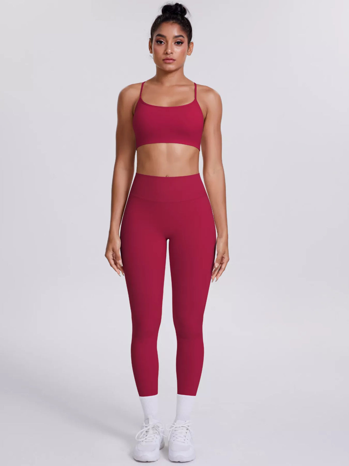 Seamless cami and leggings set in deep red, square-neck sports cami and cropped leggings