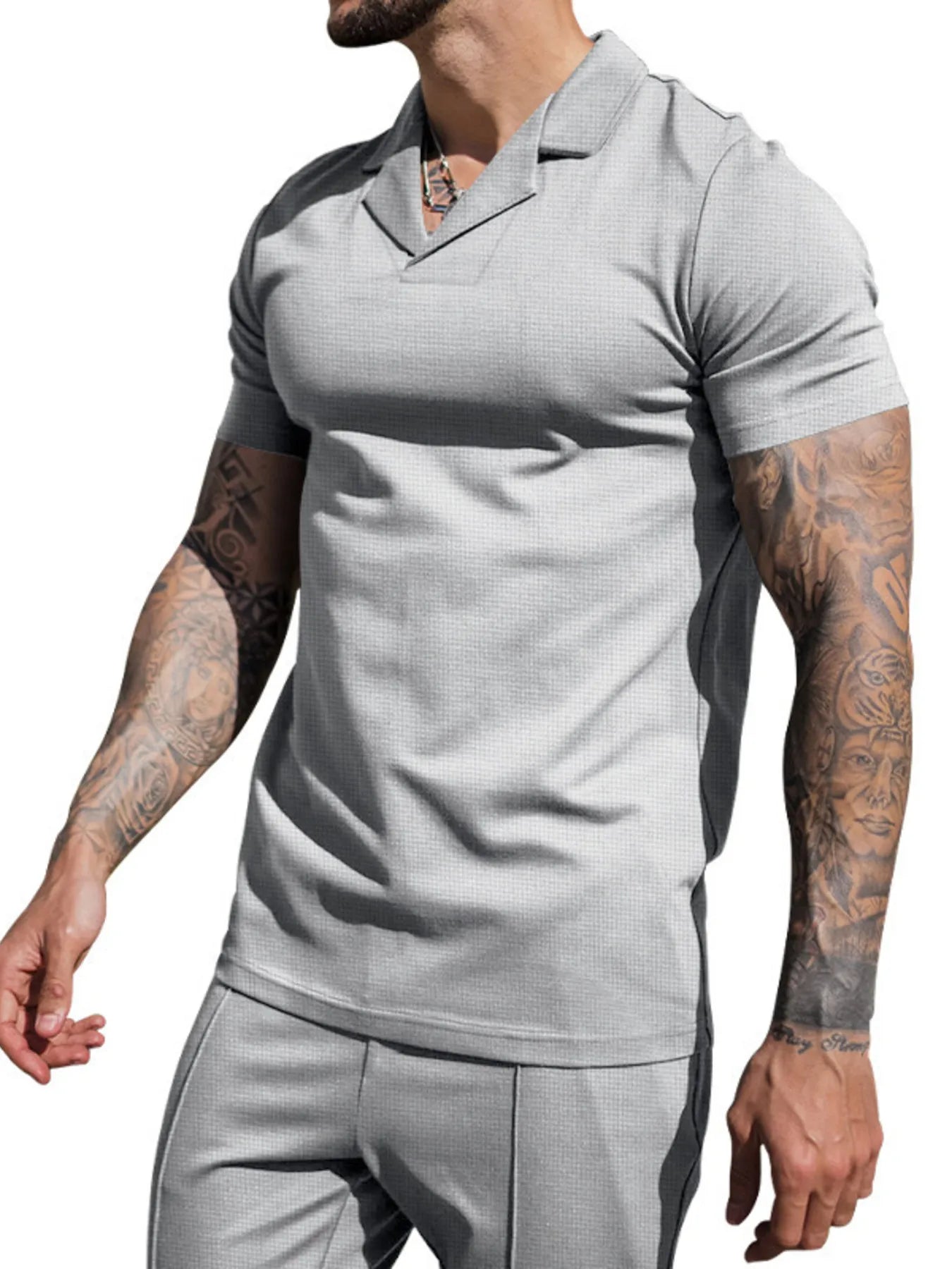 Men's plus size short-sleeve top and shorts set, light gray polo and matching shorts