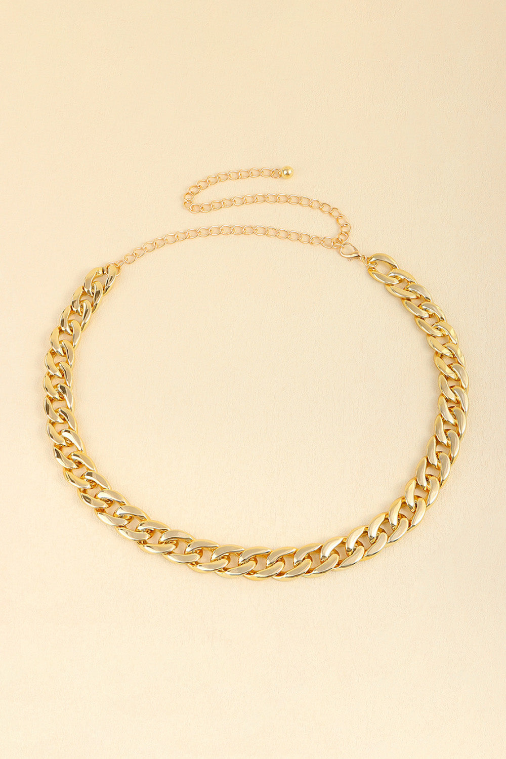 Gold curb chain belt with adjustable extender and interlocking chain links